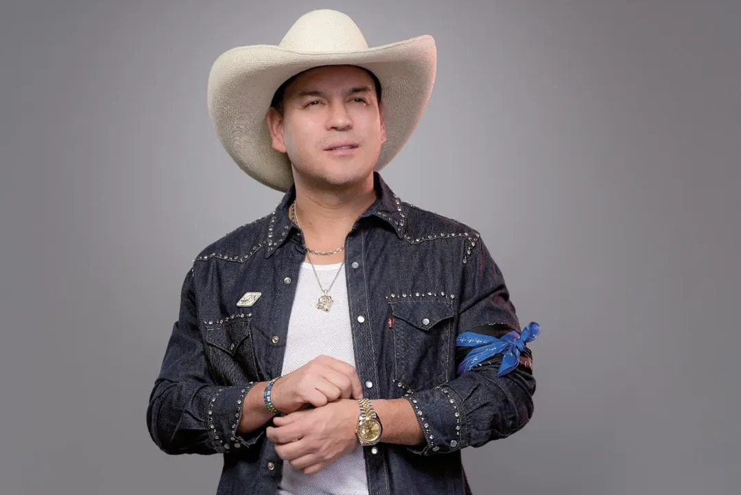 Joaquín Guiller se posiciona entre los artistas más importantes de 2025 con “El Agropecuario”