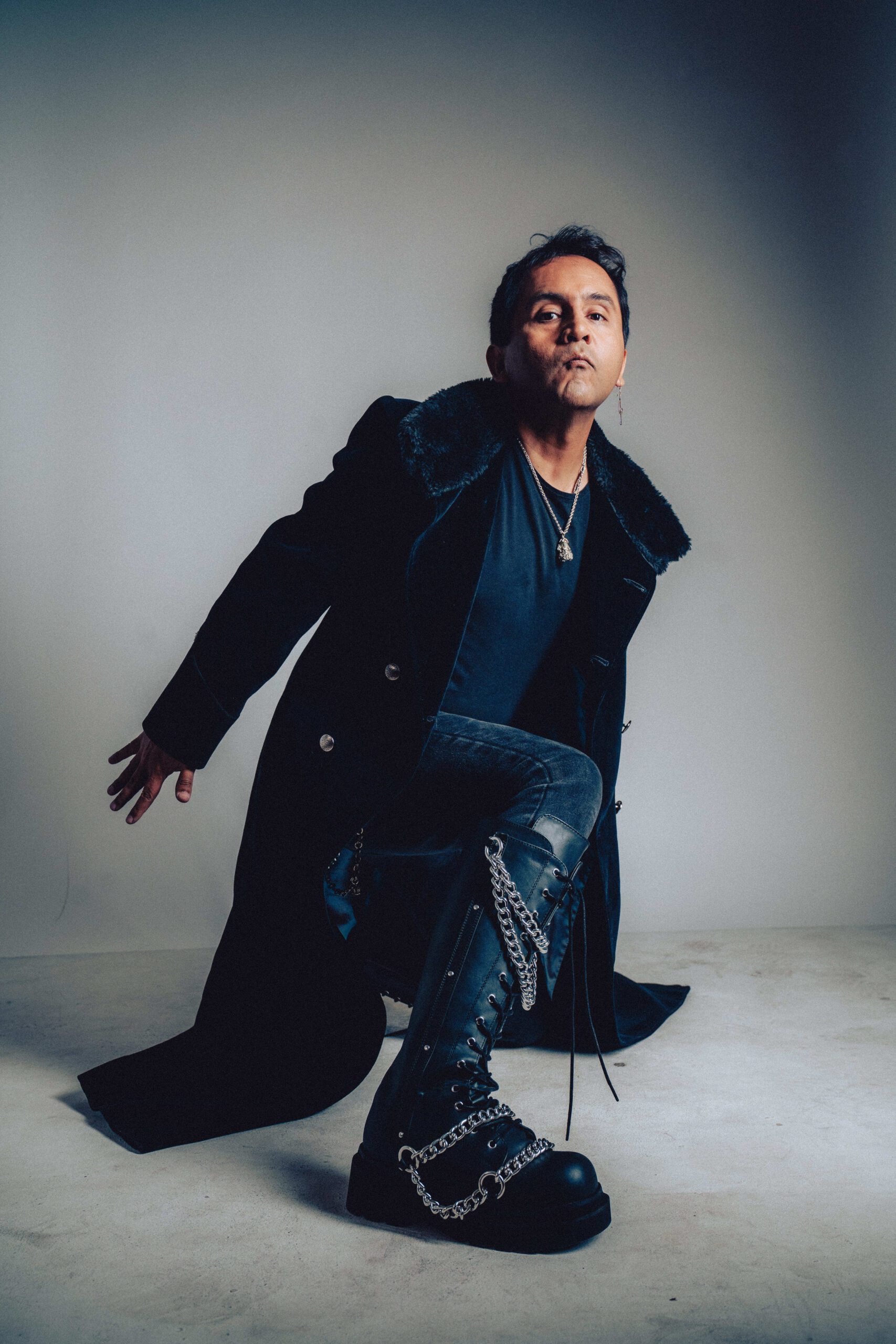 “El Portal”: JEO abre una nueva etapa creativa con un disco conceptual y cinematográfico