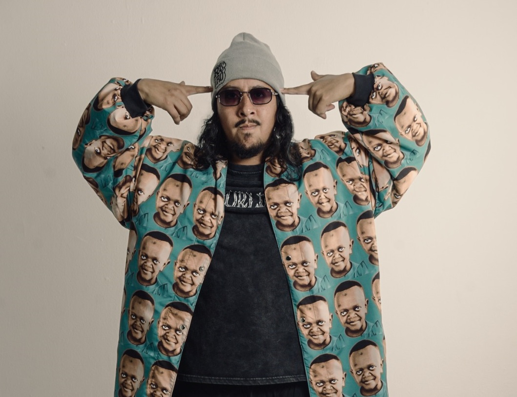 Una reflexión sobre la pequeñez humana y el sentido de existir, así es ‘Partícula’ de Rastro MC