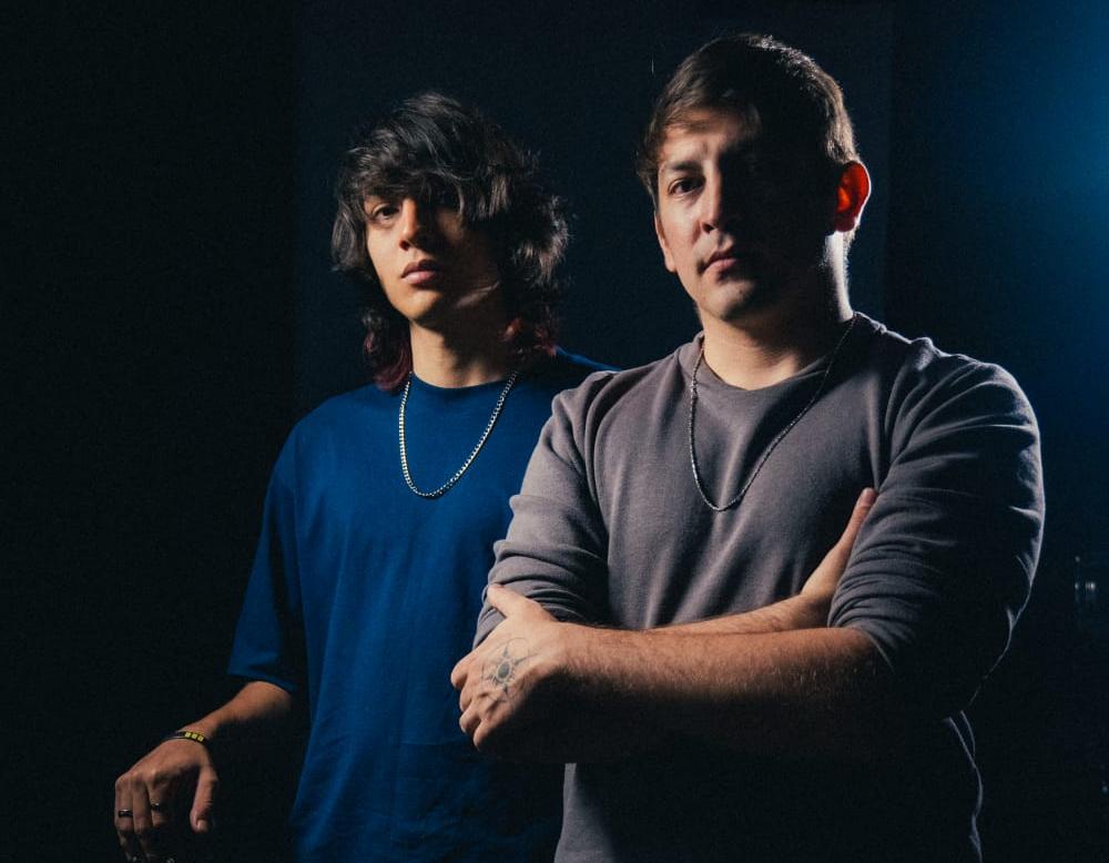 En video, La banda colombiana Droide presenta ‘Viajando a la Luna’ y ‘Aléjate’