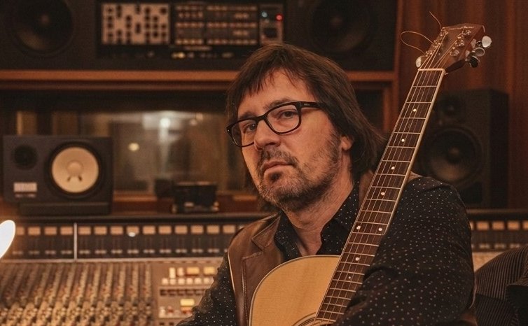 Cristian López da un nuevo paso en la industria: el productor argentino se suma a la Recording Academy y fortalece su perfil internacional